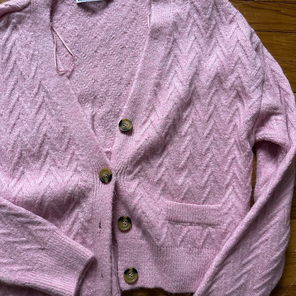 ZARA Pink Cardigan - Picture 2 of 4